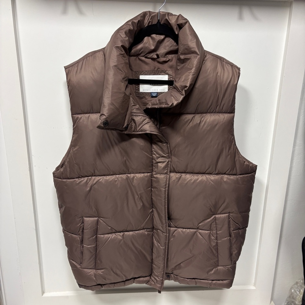 American Eagle Outfitters Taupe Puffer Jacket